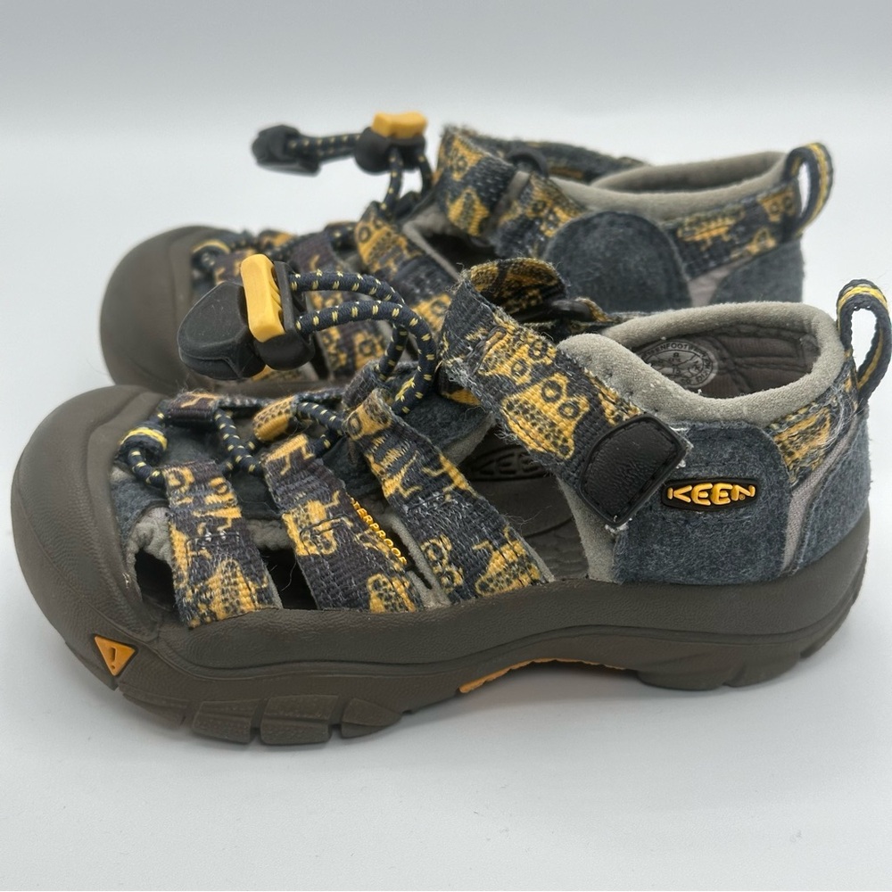 Keen Newport H2 Waterproof Sandals Little Kids Size 8 Blue Yellow Bungee Cord